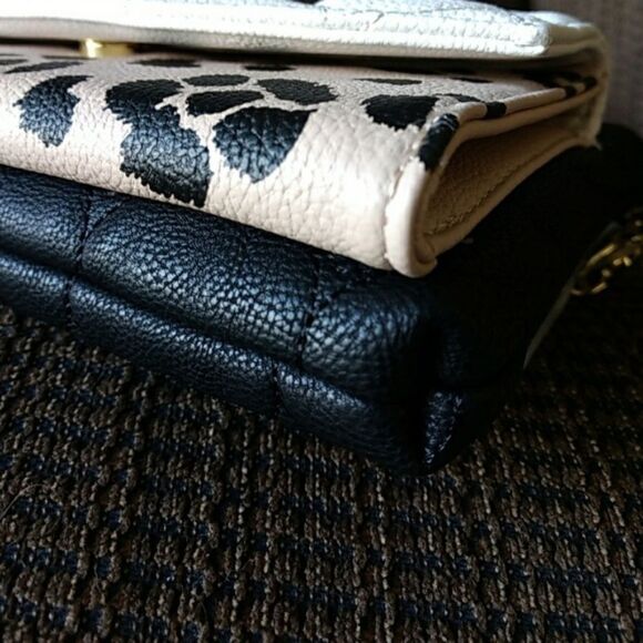 Betsey Johnson Cheetah Pattern Purse - Picture 4 of 5